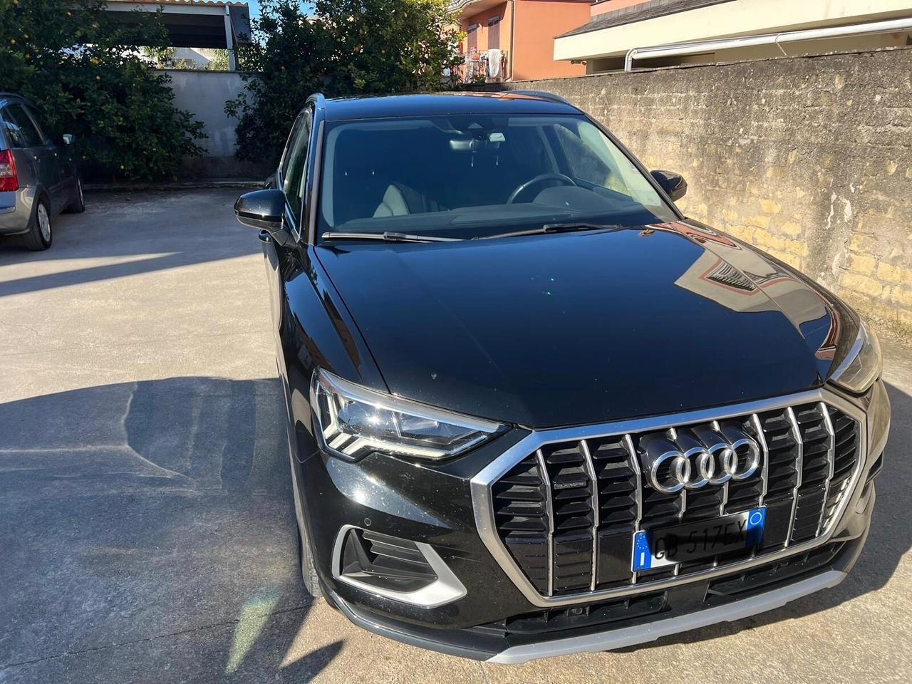 Audi Q3 40 TDI quattro S tronic Business Advanced