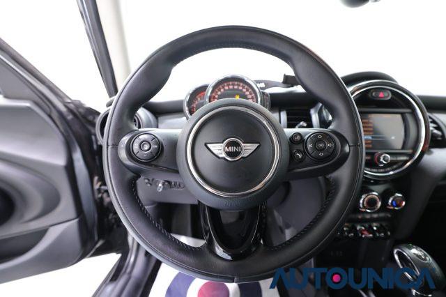 MINI Cooper 1.5 COOPER BOOST 5 PORTE AUTOMATICA