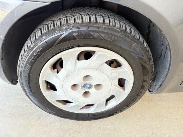 FIAT Punto 1.2i cat 3 porte EL POCHI CHILOMETRI OK NEOPATENTA