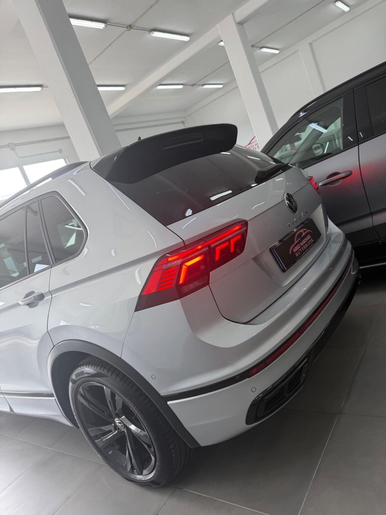 VW Tiguan 2.0 150 CV DSG R-Line FINANZIABILE