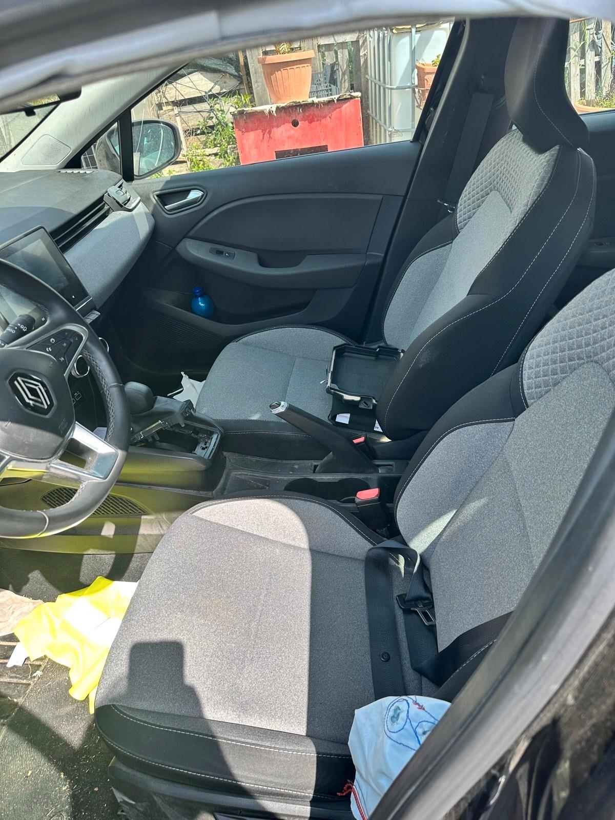 Renault Clio 1.6 Hybrid 145 CV 5 porte 2024 Automatica