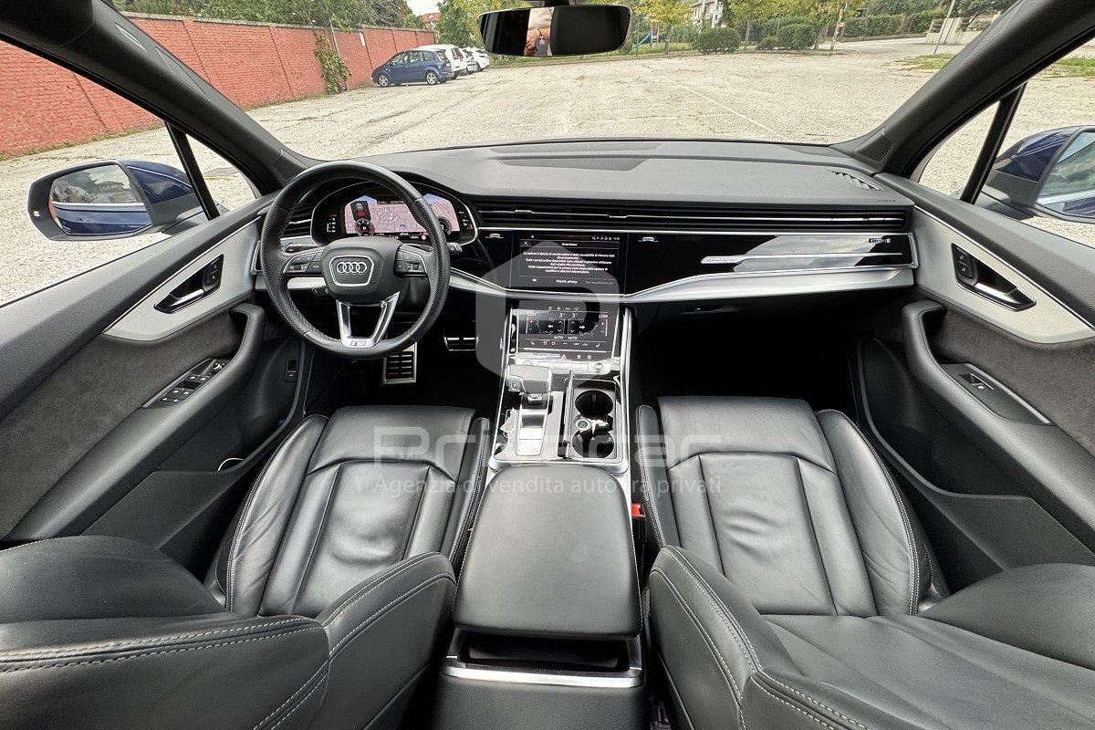 AUDI Q7 50 TDI quattro tiptronic Sport