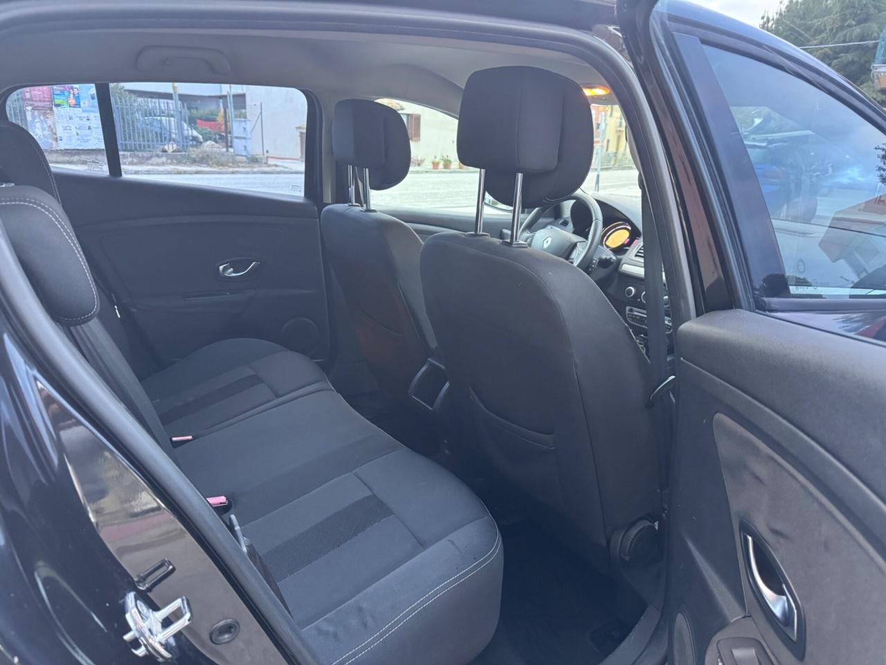 Renault Megane Mégane 1.6 GPL Confort