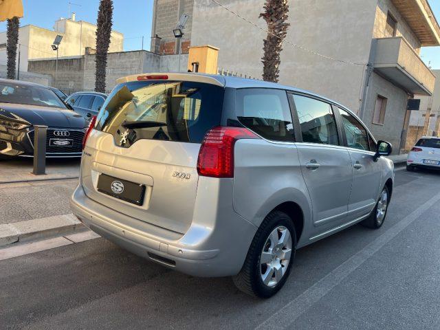 PEUGEOT 5008 2.0 HDi 150CV Business