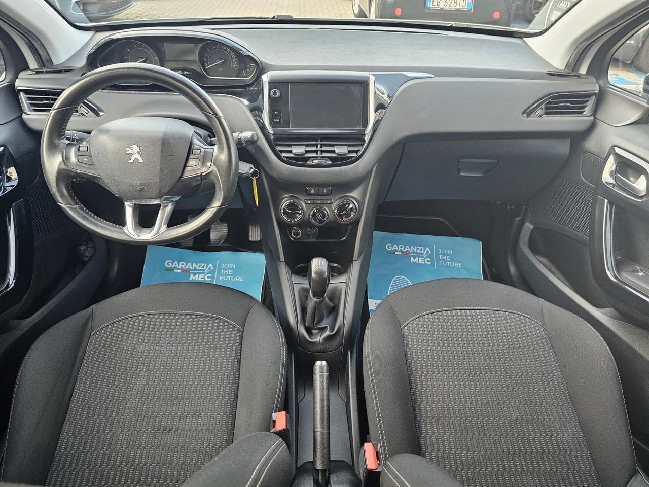 Peugeot 208 PureTech 82 5p. GPL Access