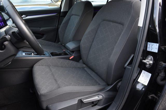 VOLKSWAGEN Golf 1.0 eTSI EVO DSG Life