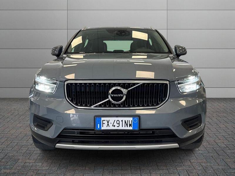 Volvo XC40 T3 Momentum
