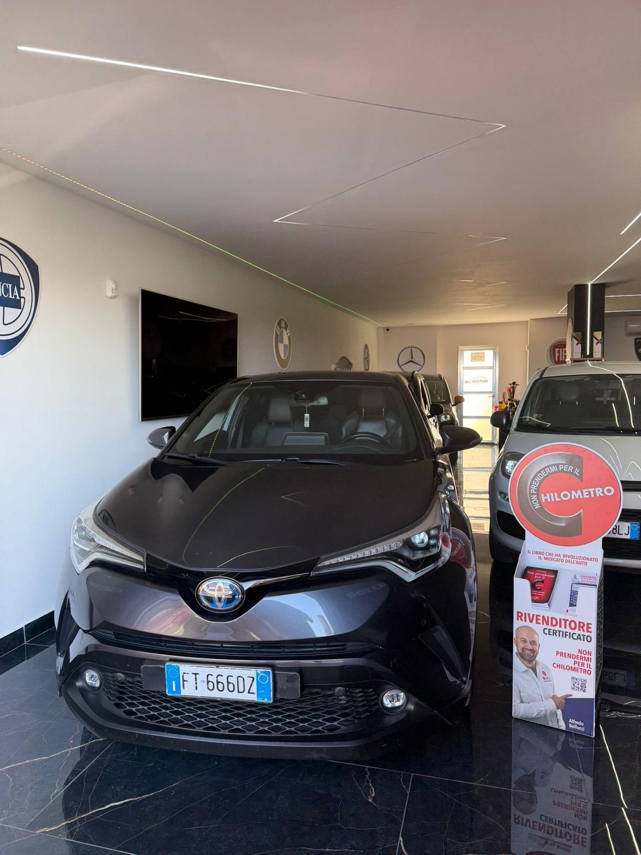 Toyota C-HR 1.8 Hybrid E-CVT Lounge