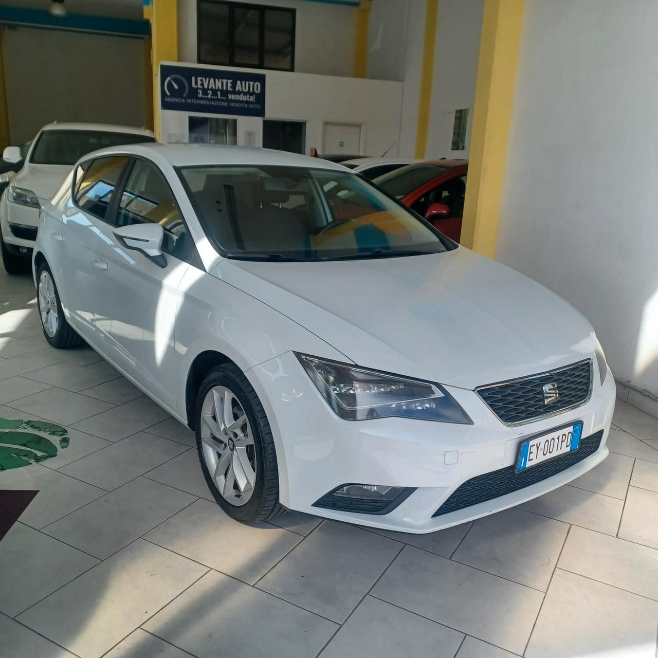 REGOLARMENTE TAGLIANDATA LEON 1.6 TDI PERFETTA