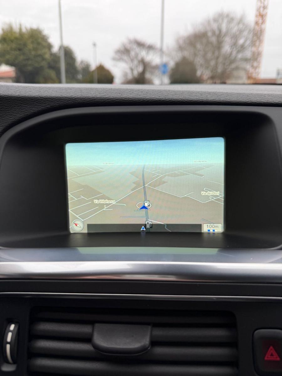 VOLVO - V60 - D2 Powershift