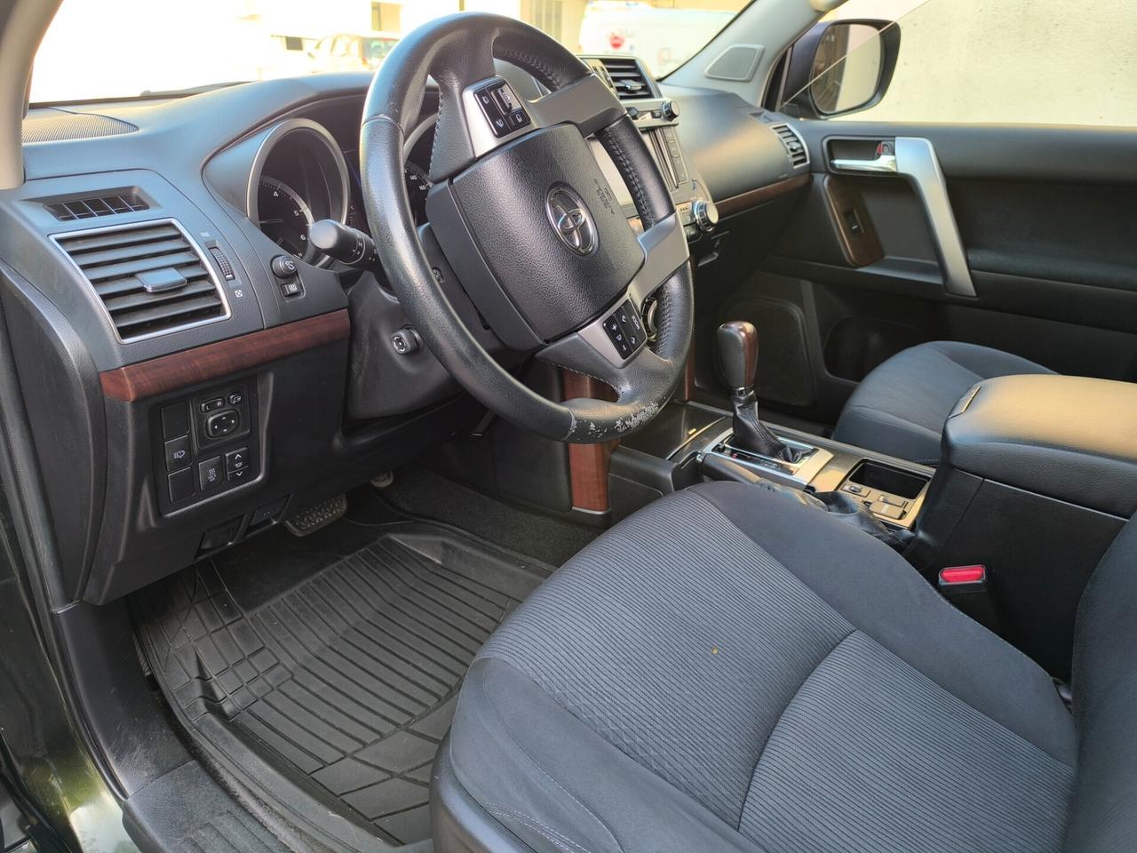 Toyota Land Cruiser 2.8 D4-D A/T 5 porte Lounge+