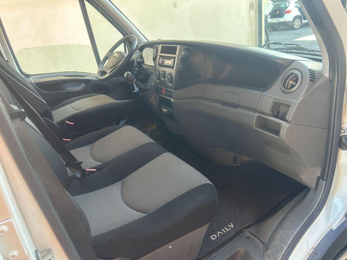 IVECO 35C13 2.3 126CV 7POSTI