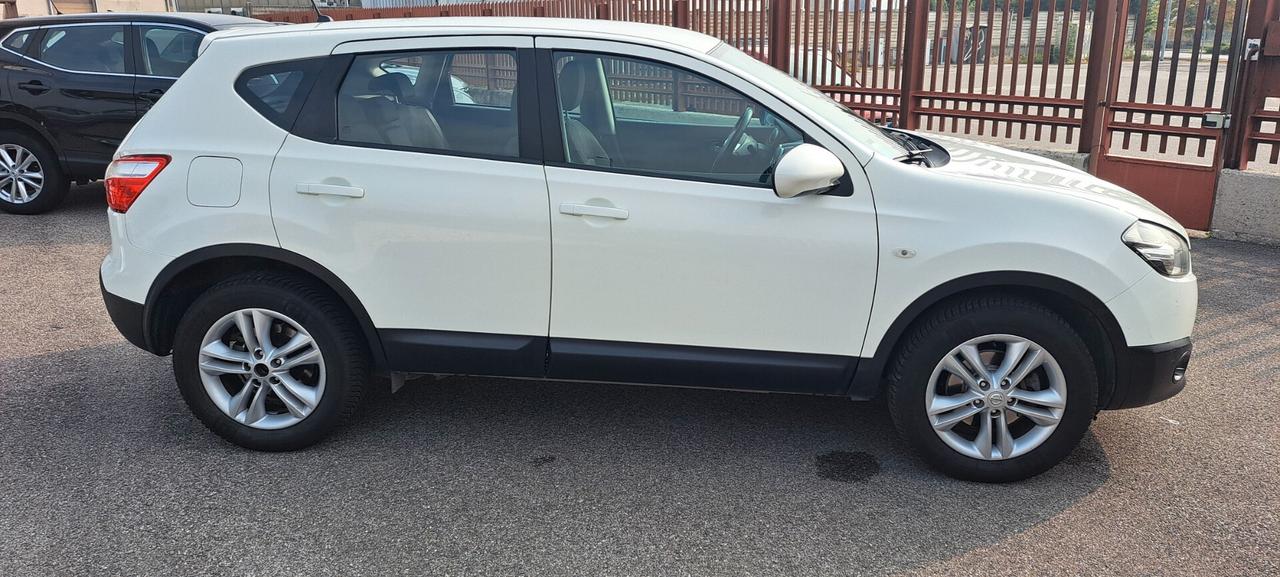 Nissan Qashqai 2.0 dCi DPF Tekna 4X4