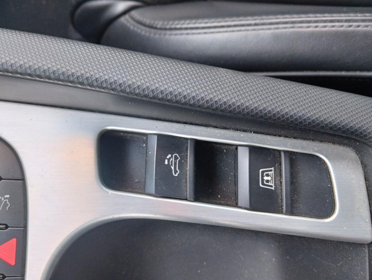 Audi TT Roadster 2.0 TDI quattro S-Line