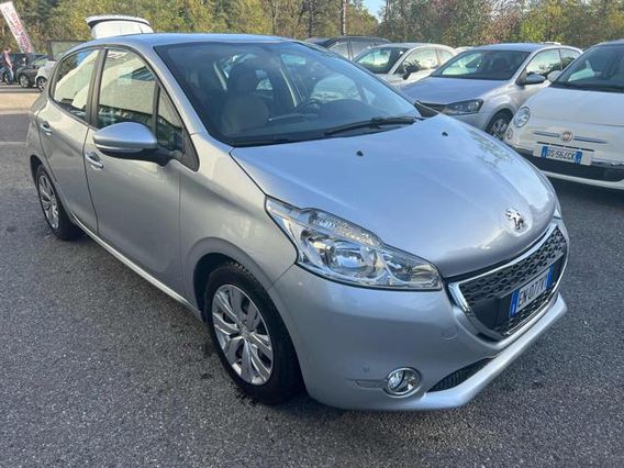 PEUGEOT 208 1.4 8V HDi 68CV 5p.(Neopatentati)