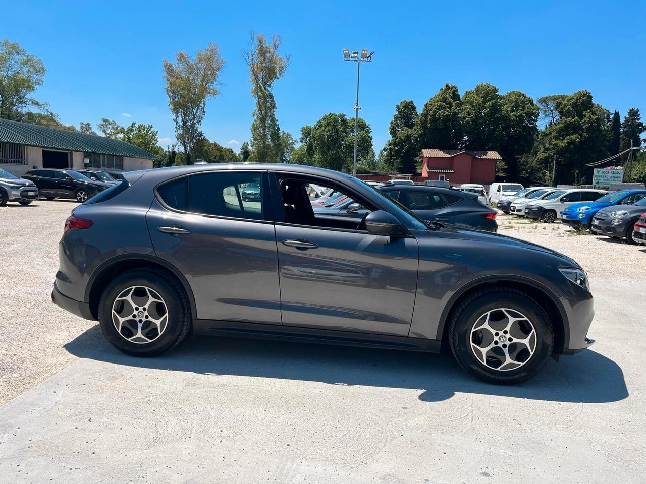 Alfa Romeo Stelvio 2.2 Turbodiesel 190 CV AT8 Q4 Business - Unico proprietario - 46.957 KM
