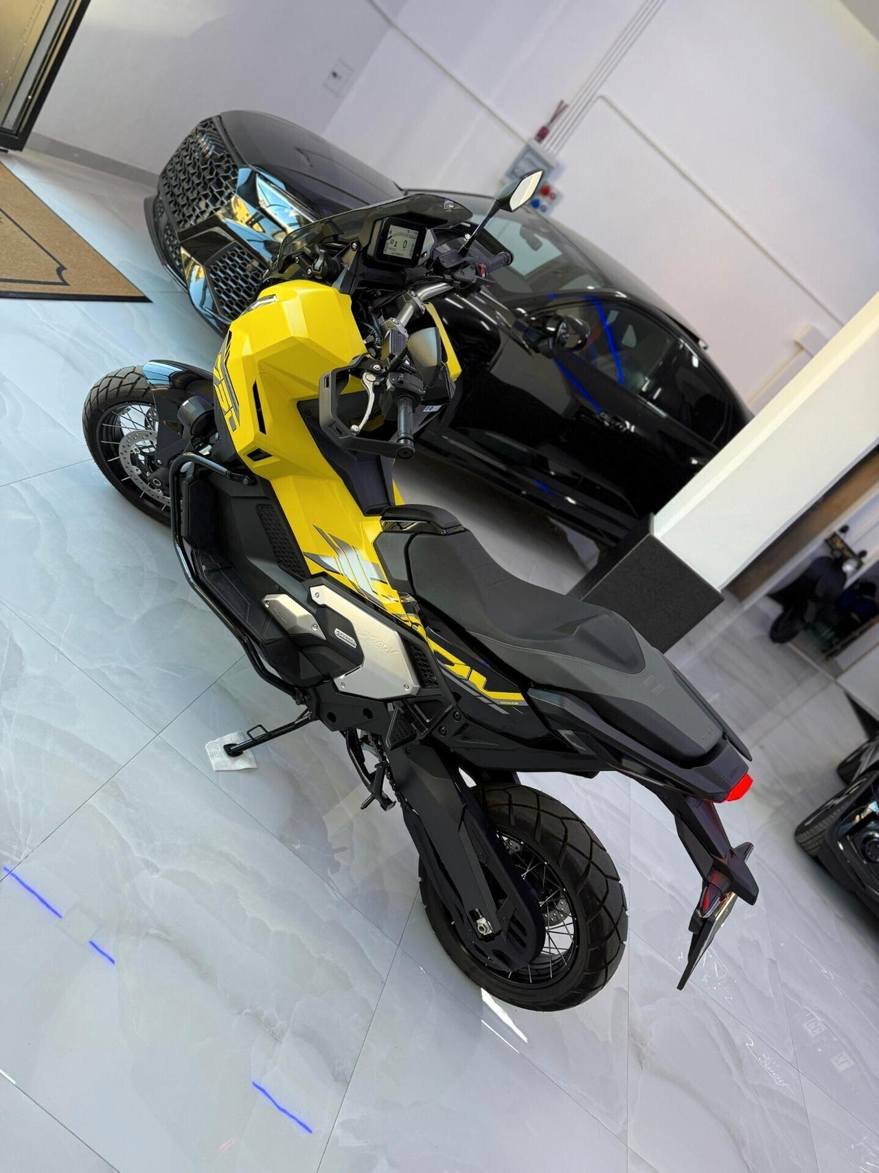 Honda X-ADV 750 ADVENTURE