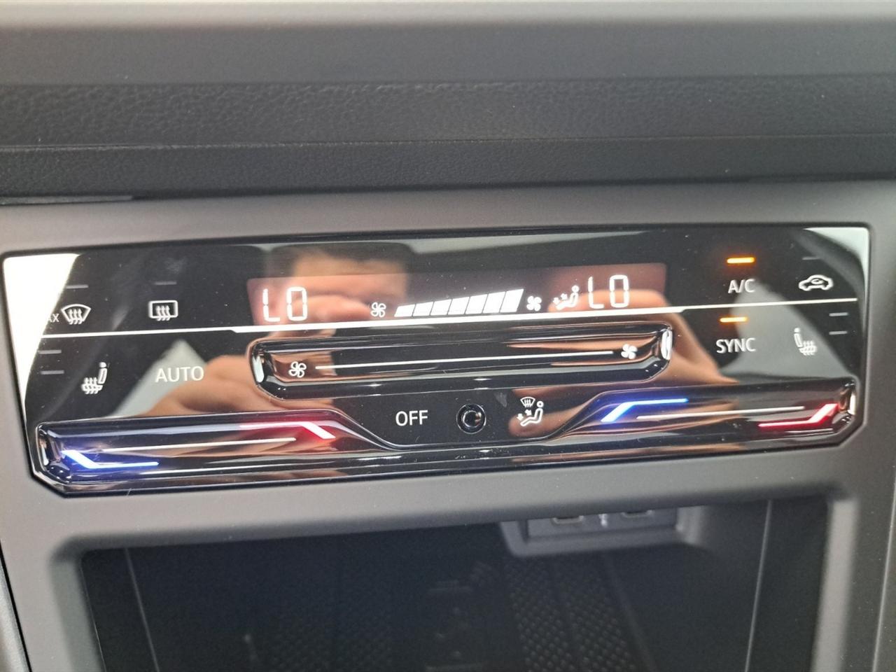 Volkswagen Taigo 1.0 tsi 110 cv r-line