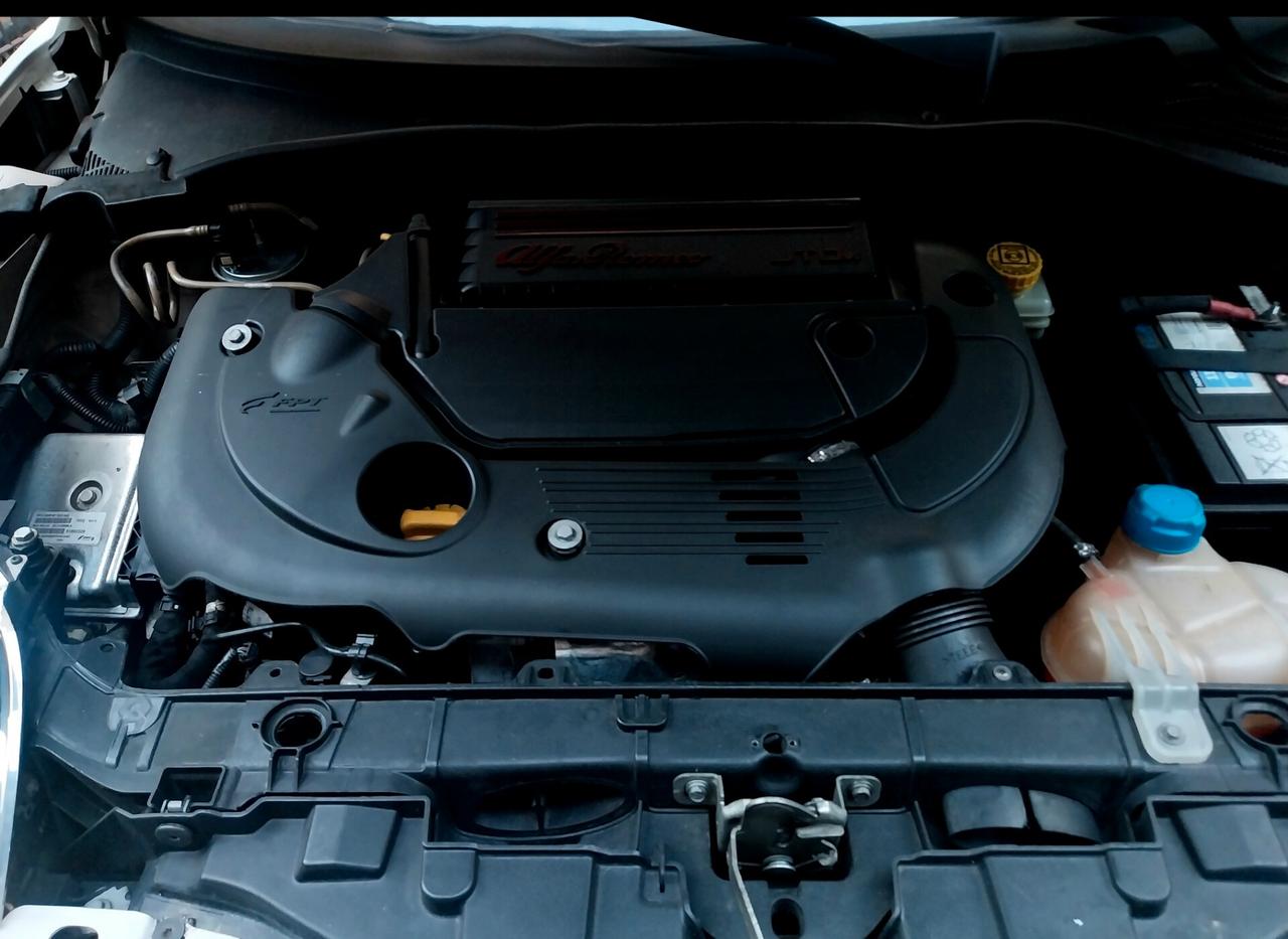 Alfa Romeo MiTo 1.3 JTDm-2 95 CV MOTORE NUOVO