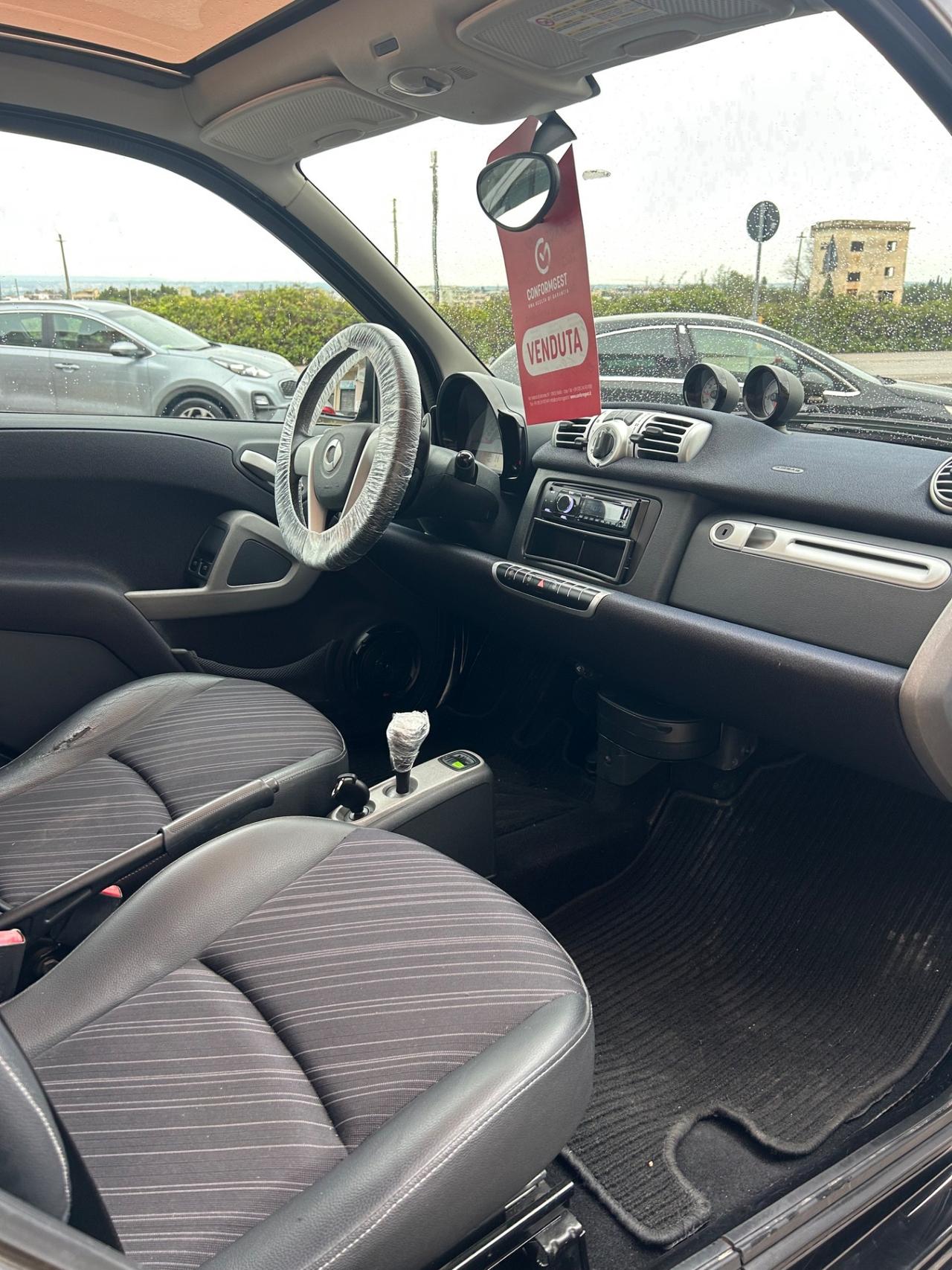 Smart ForTwo 1000 52 kW coupé pure