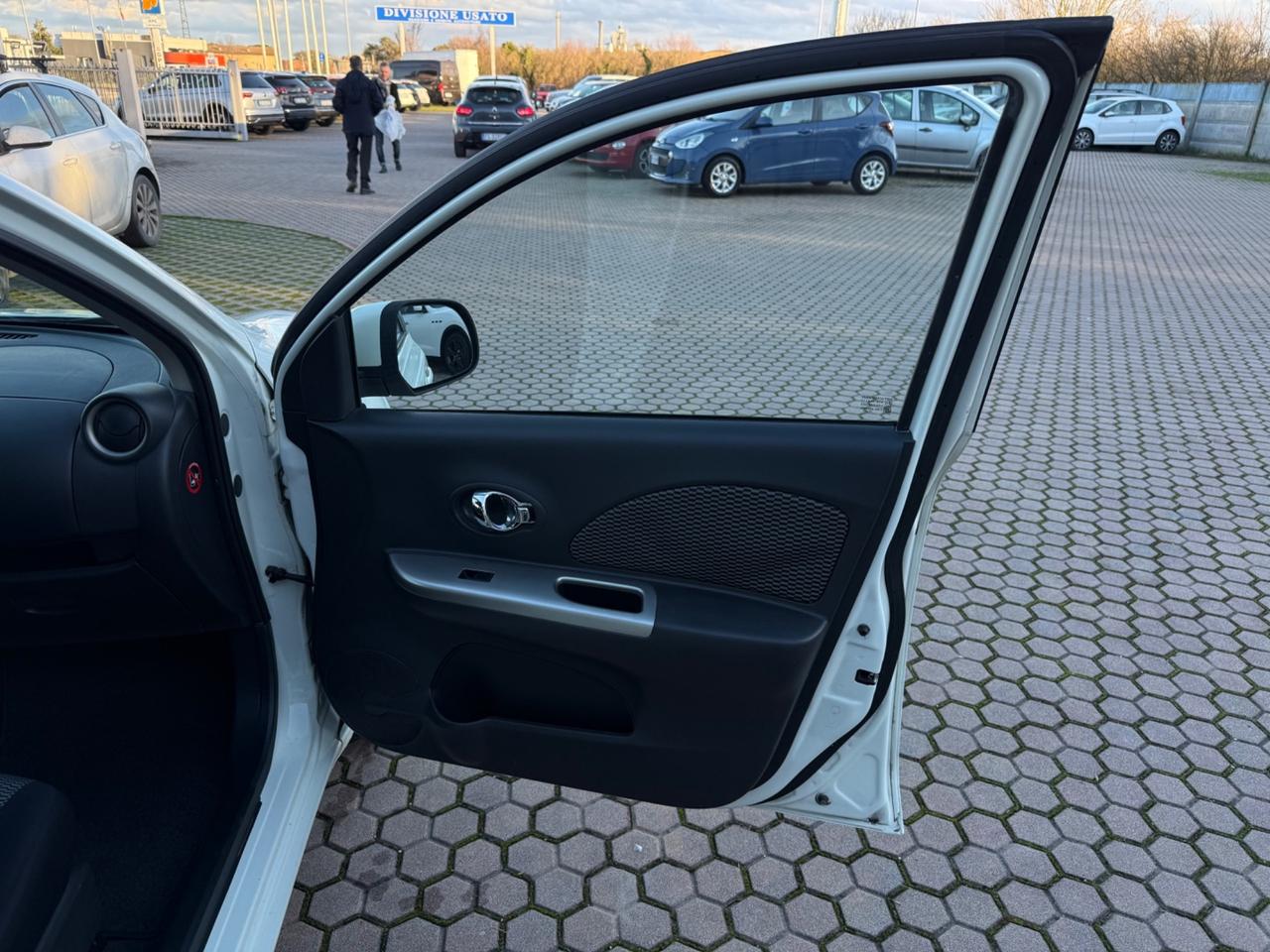 Nissan Micra 1.2 12V 5 porte Tekna OK NEOPATENTATI
