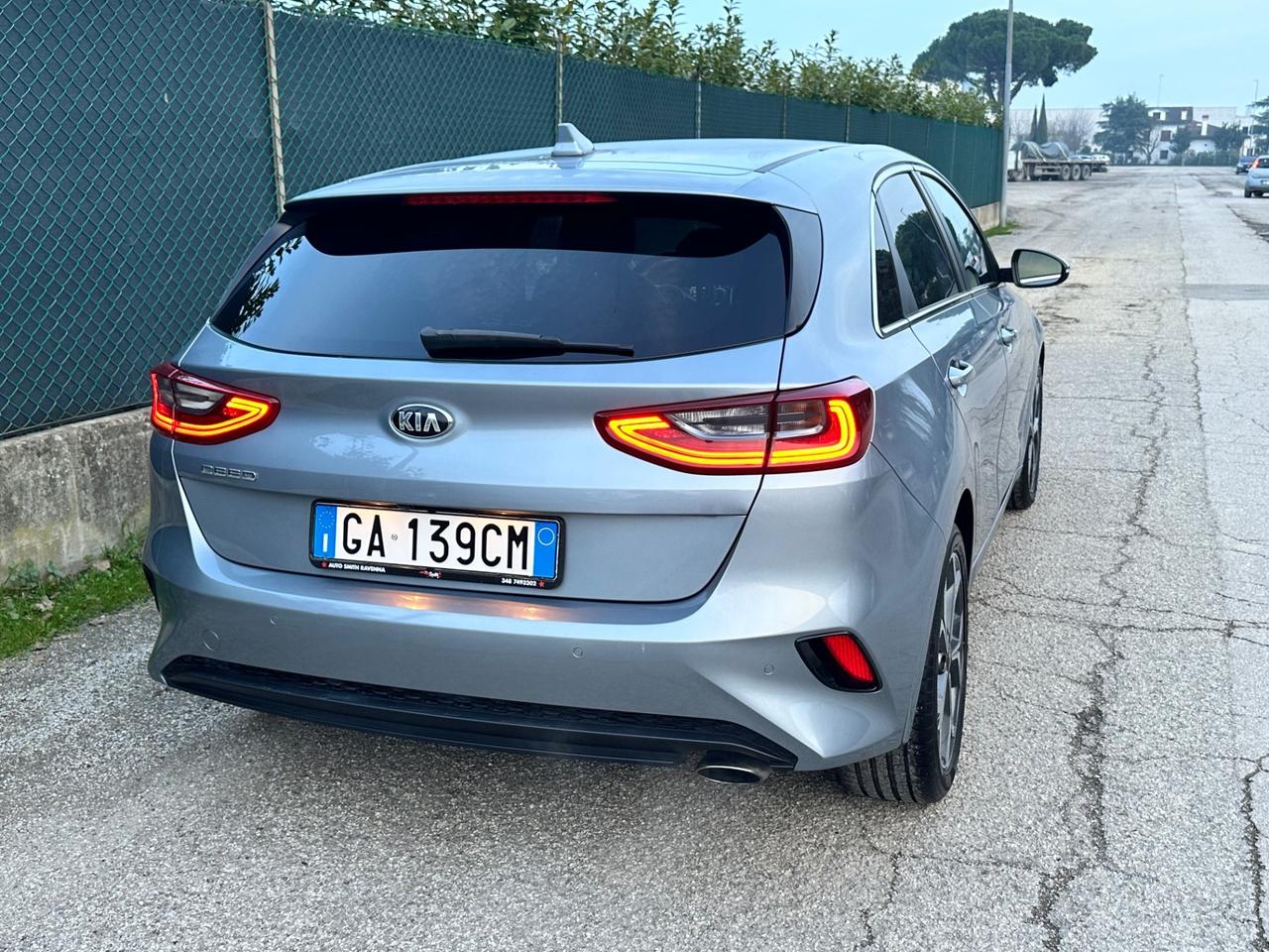 Kia Ceed 1.6 CRDi 136 CV 5p. Evolution