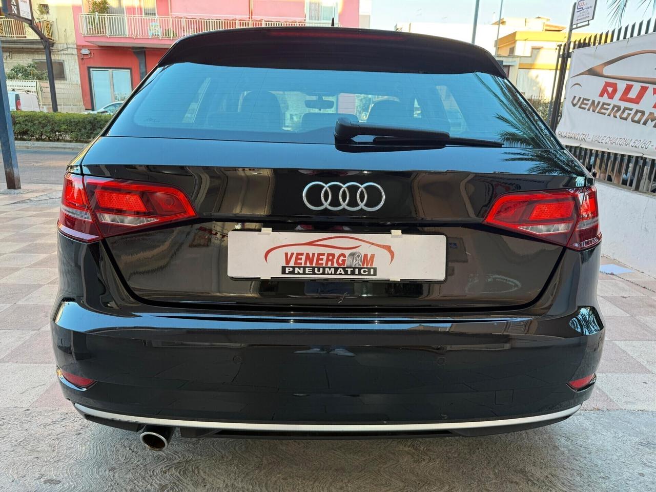 Audi A3 1.6 TDI 116 CV S tronic Sport