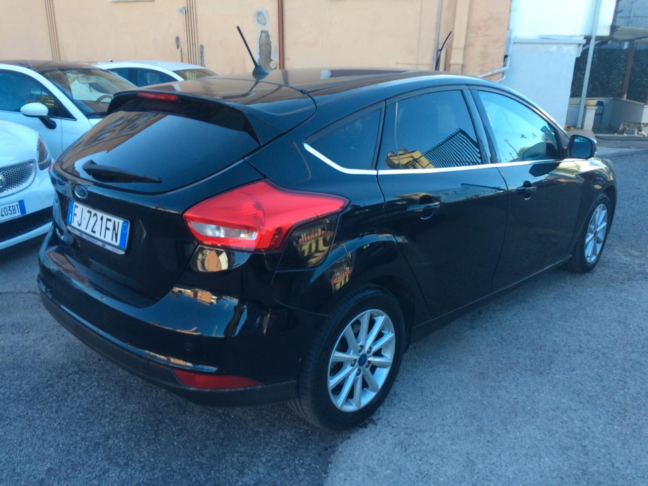 2017 Ford Focus 1.5 TDCi 120 CV Start&Stop Titanium tagliandata con garanzia !