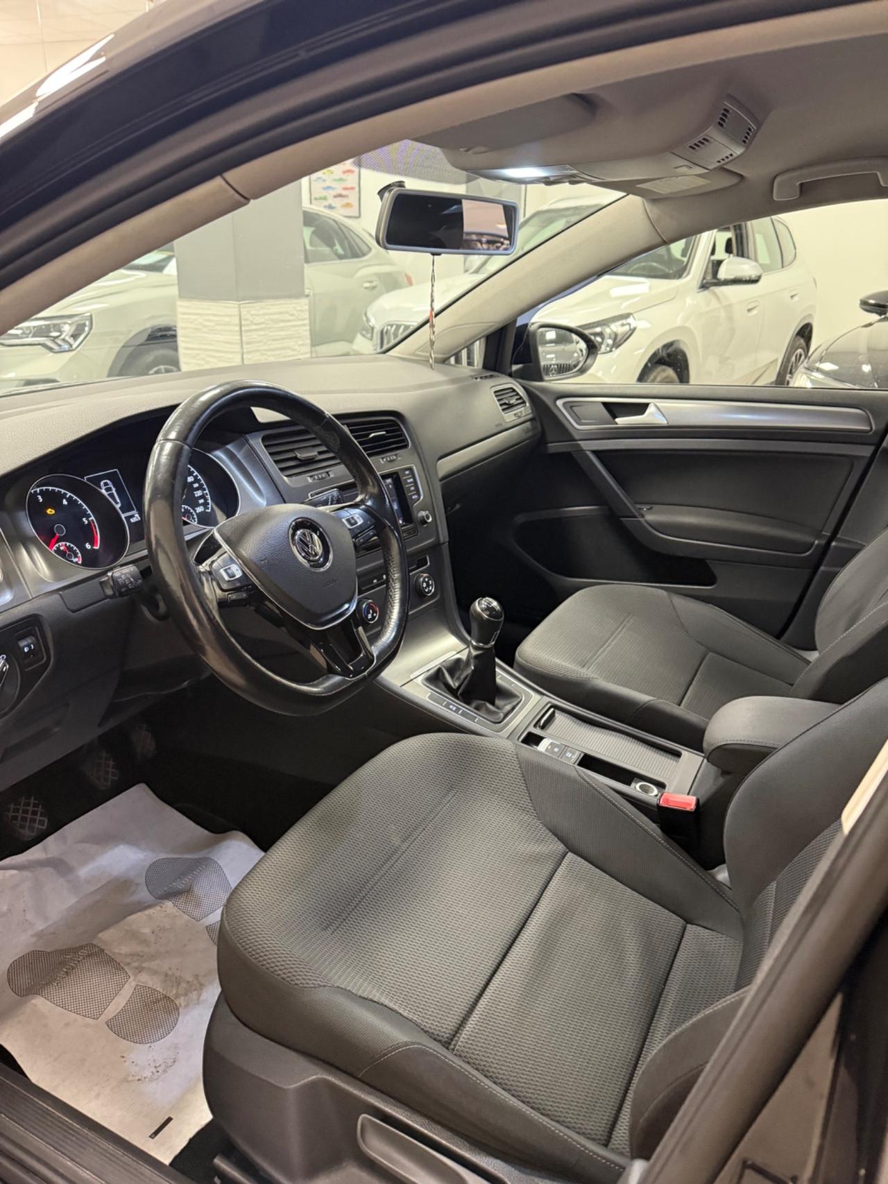 Volkswagen Golf Business 1.6 TDI 5p. Highline BlueMotion Technology