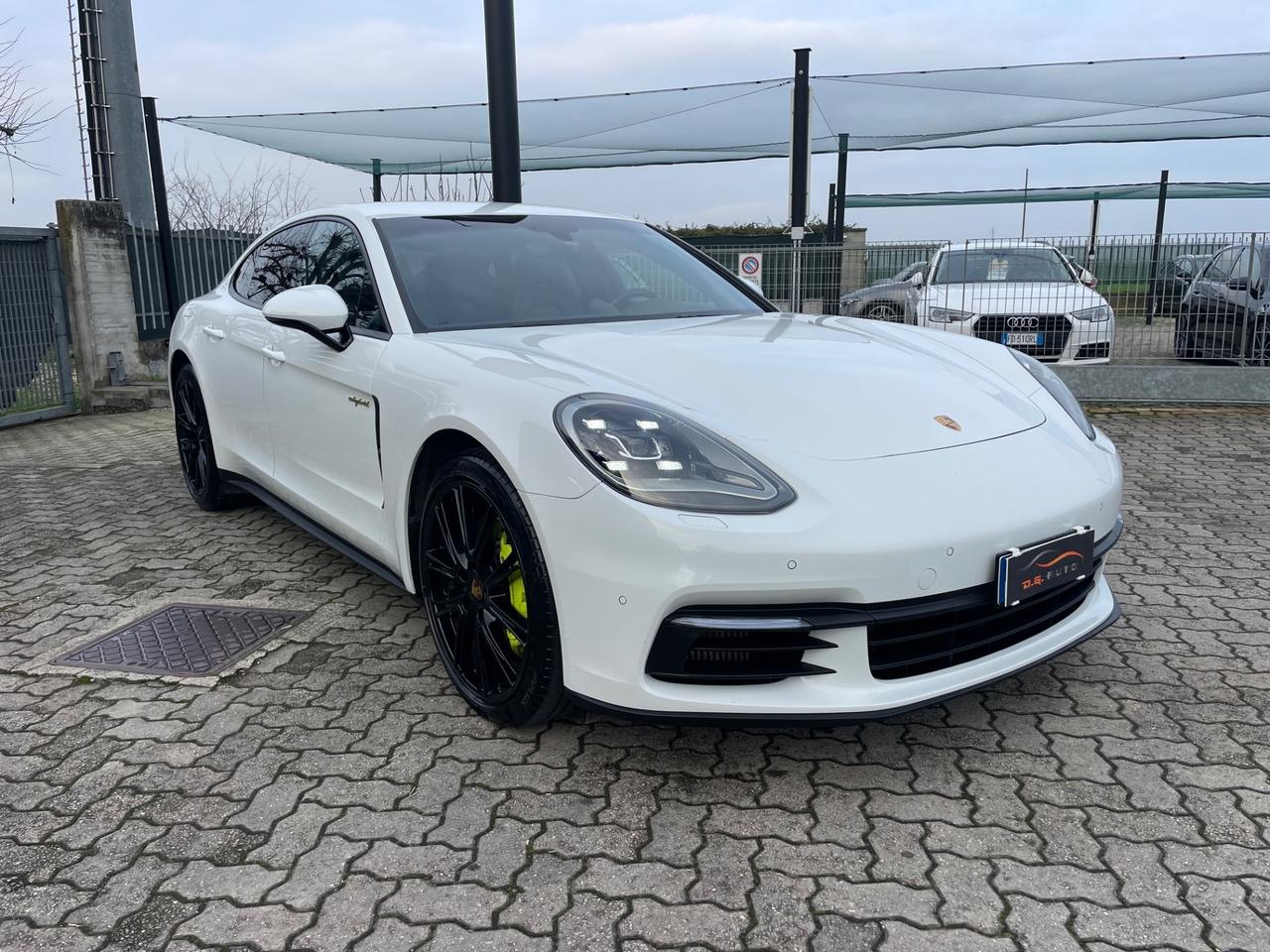 Porsche Panamera 2.9 4 E-Hybrid pacchetto Night