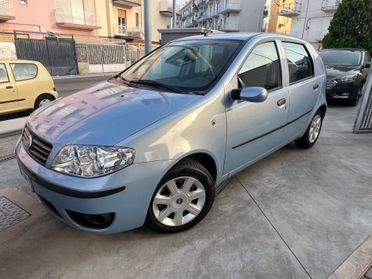 Fiat Punto 1.3 Multijet SOLO 22000 KM!!!!!!