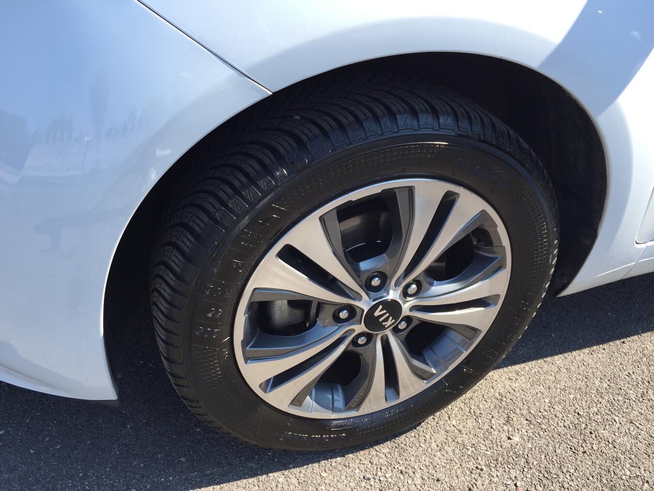 Kia Venga 1.4 CRDi 90CV Cool x NEOPATENTATI
