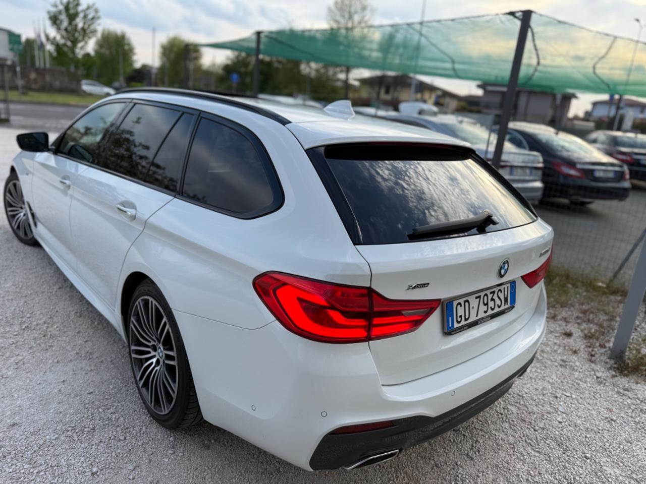 Bmw 520 520d xDrive Touring Msport Full Tetto