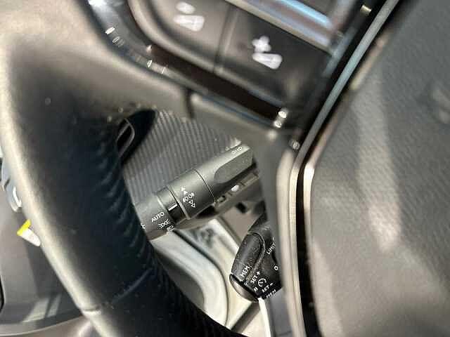 Peugeot 2008 PureTech 130 S&S Allure Pack