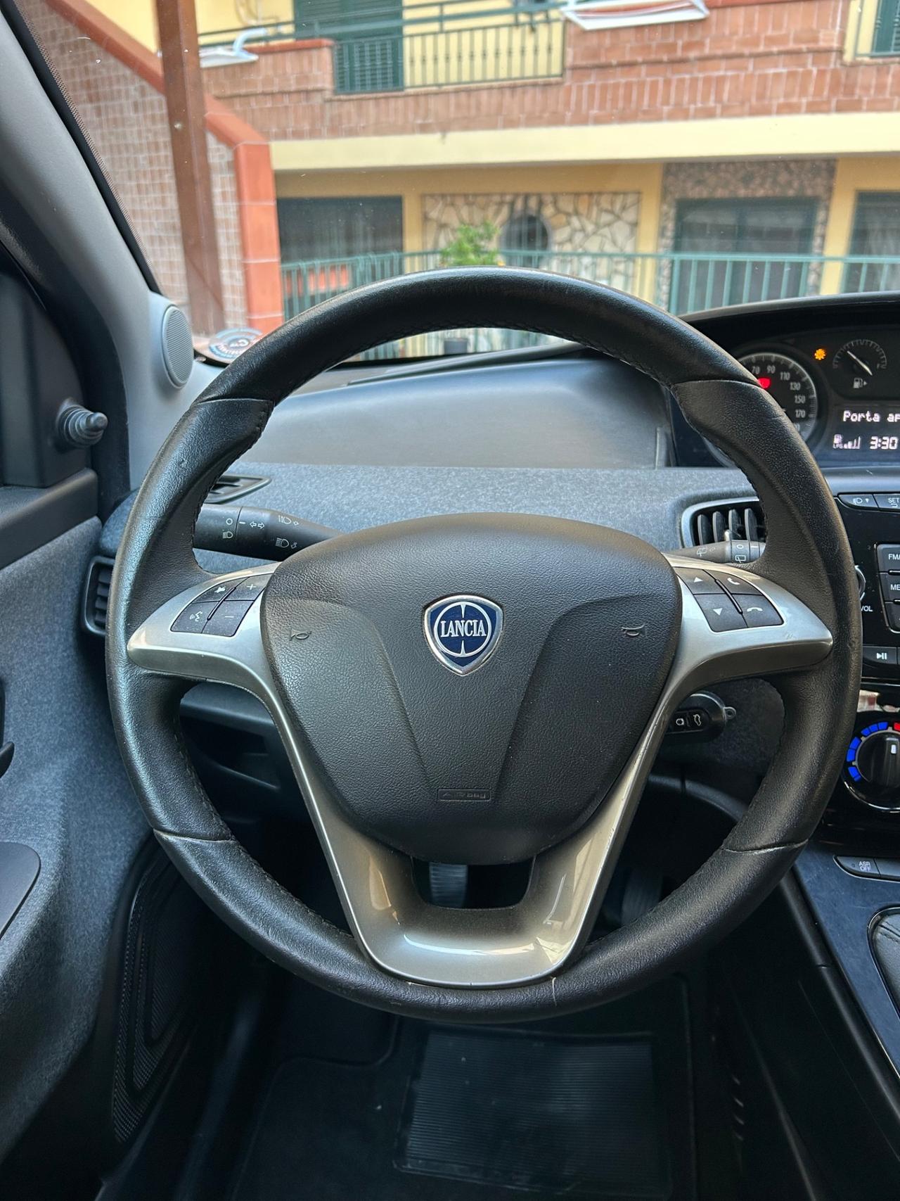 Lancia Ypsilon 1.2 69 CV 5 porte GPL Ecochic Gold 2019