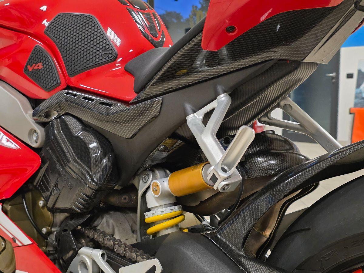 DUCATI PANIGALE V4 CON SCARICO DESMO OK