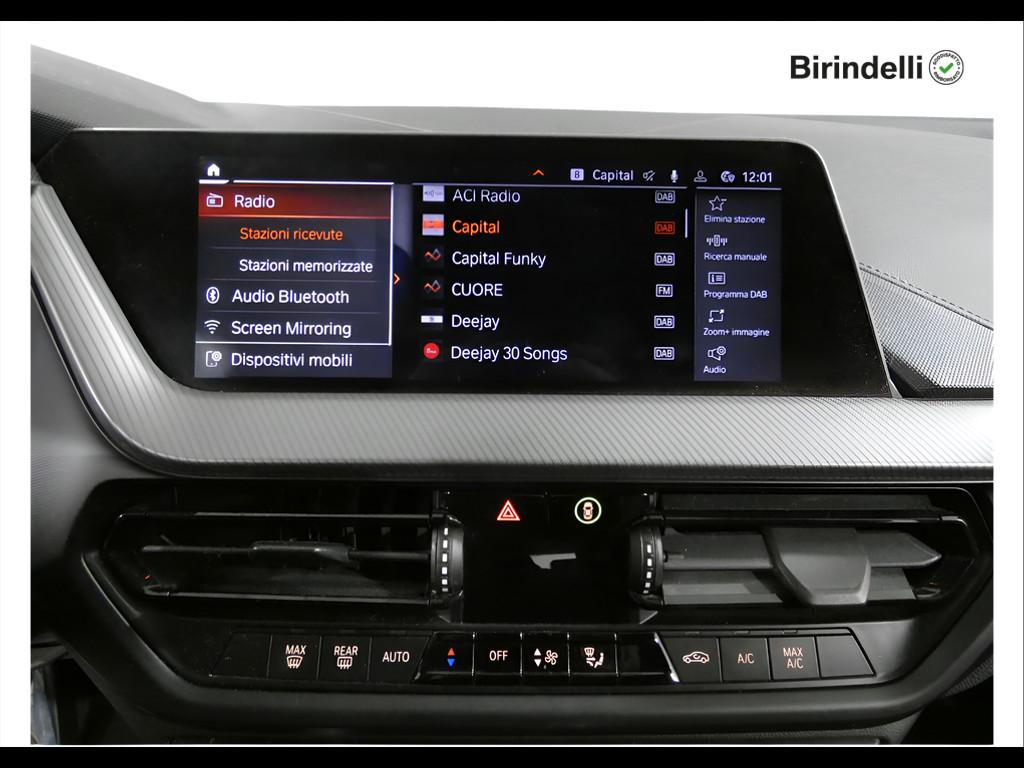 BMW Serie 1 (F40) - 118d 5p. Msport