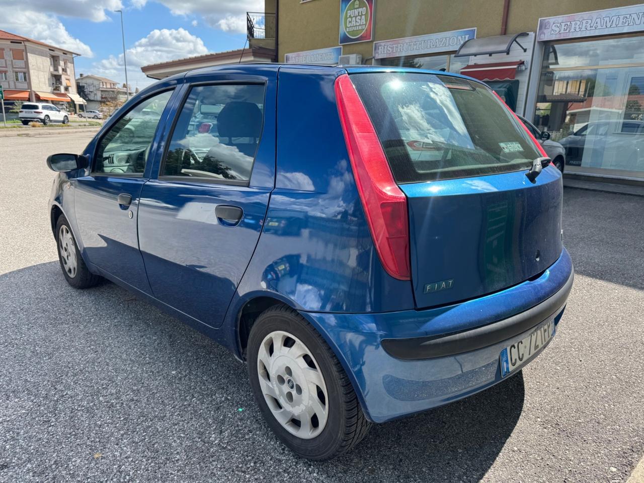 Fiat Punto 1.2i benzina, 5 porte, 140.000 km, NEO