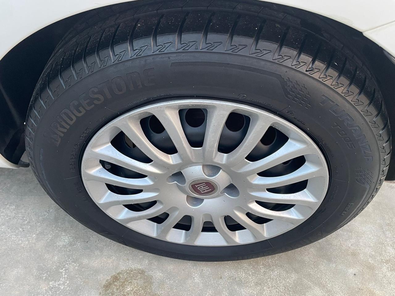 Fiat Grande Punto 1.4 5 porte Dynamic GPL