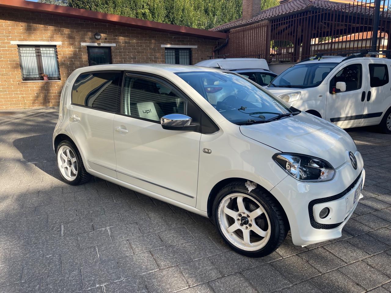 Volkswagen up! 1.0 75 CV 5p. high