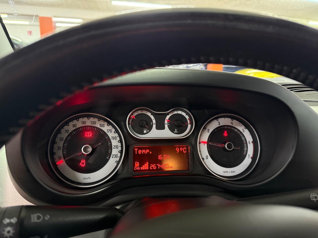 Fiat 500L 0.9 TwinAir Turbo Natural Power Pop Star