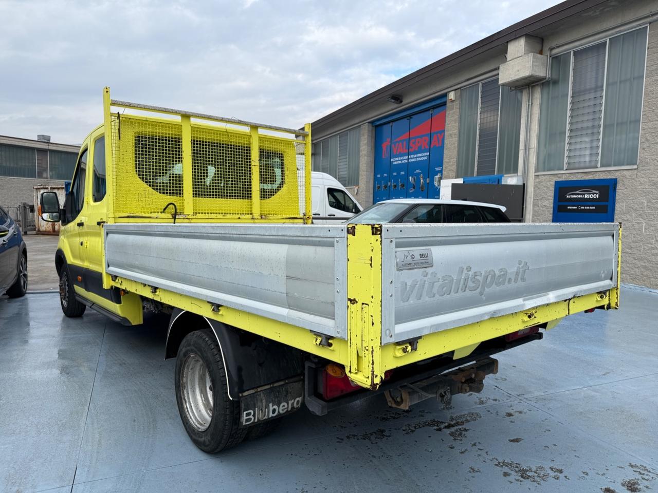 Ford Transit Cassone Fisso 7 Posti