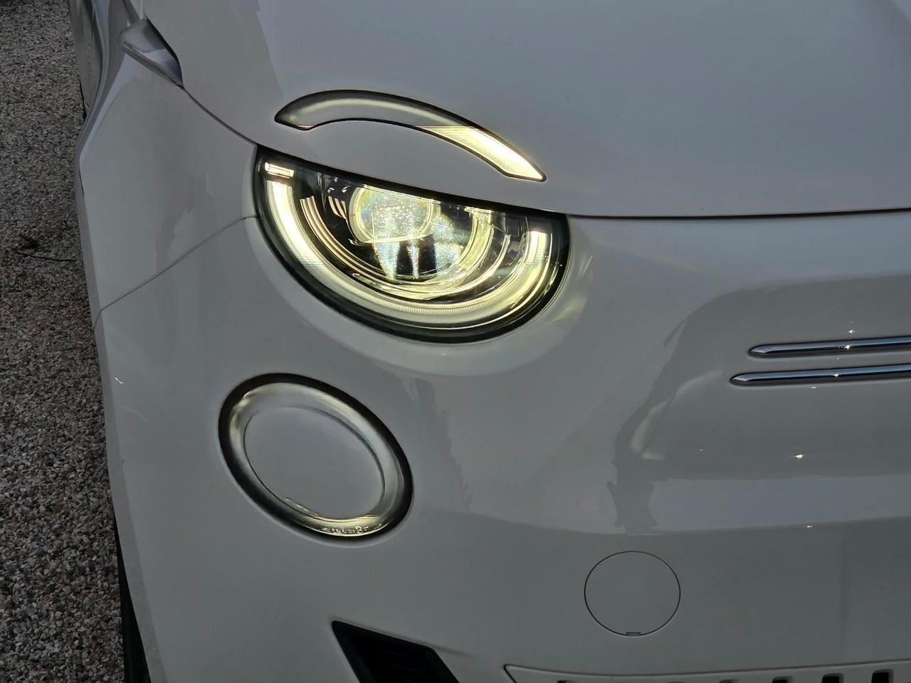 Fiat 500 500e Cabrio 42 kWh Icon