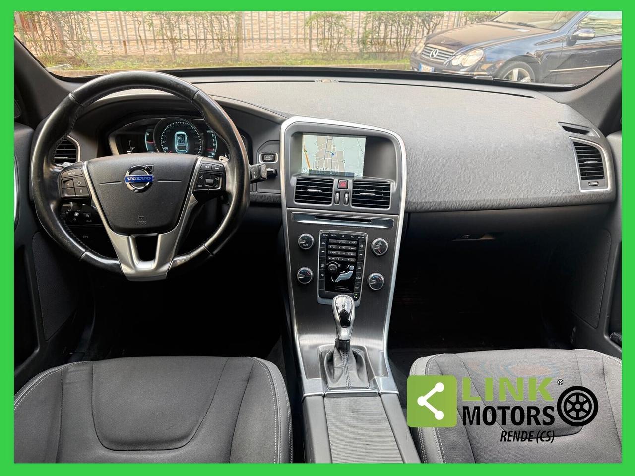 Volvo XC60 D4 180cv Geartronic Momentum 01/2014