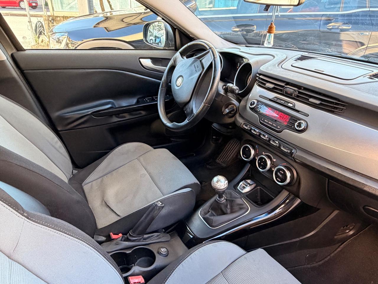 Alfa Romeo Giulietta 2.0 JTDm-2 140 CV Distinctive