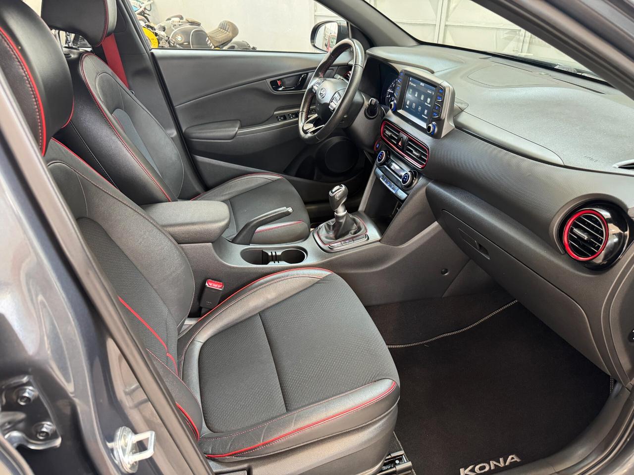 Hyundai Kona 1.0 T-GDI Xpossible SAFETY PACK