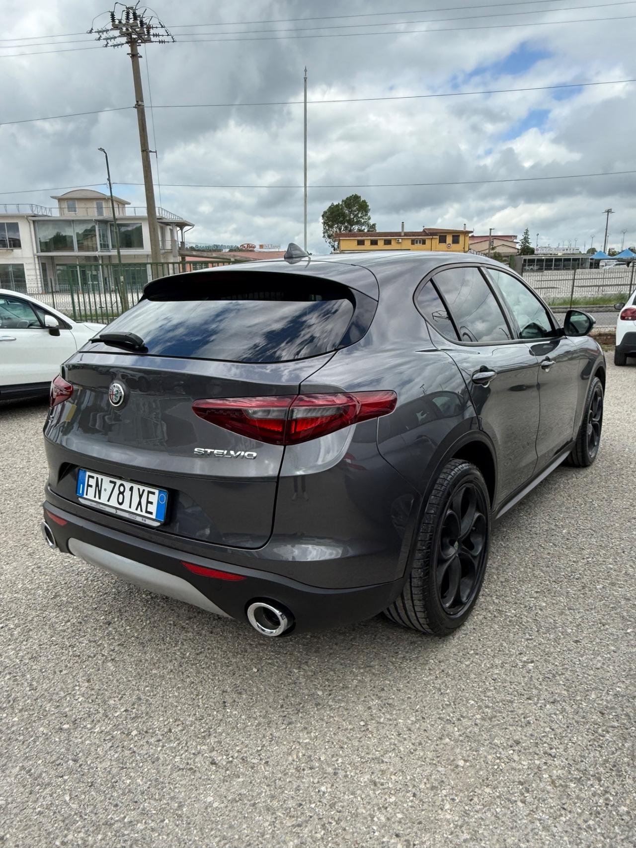 Alfa Romeo Stelvio 2.2 Turbodiesel 210 CV AT8 Q4 Executive