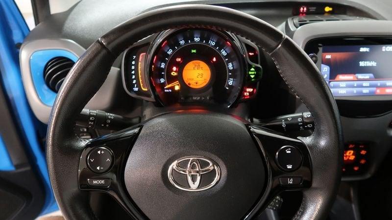 Toyota Aygo Aygo 5p 1.0 x-play 72cv