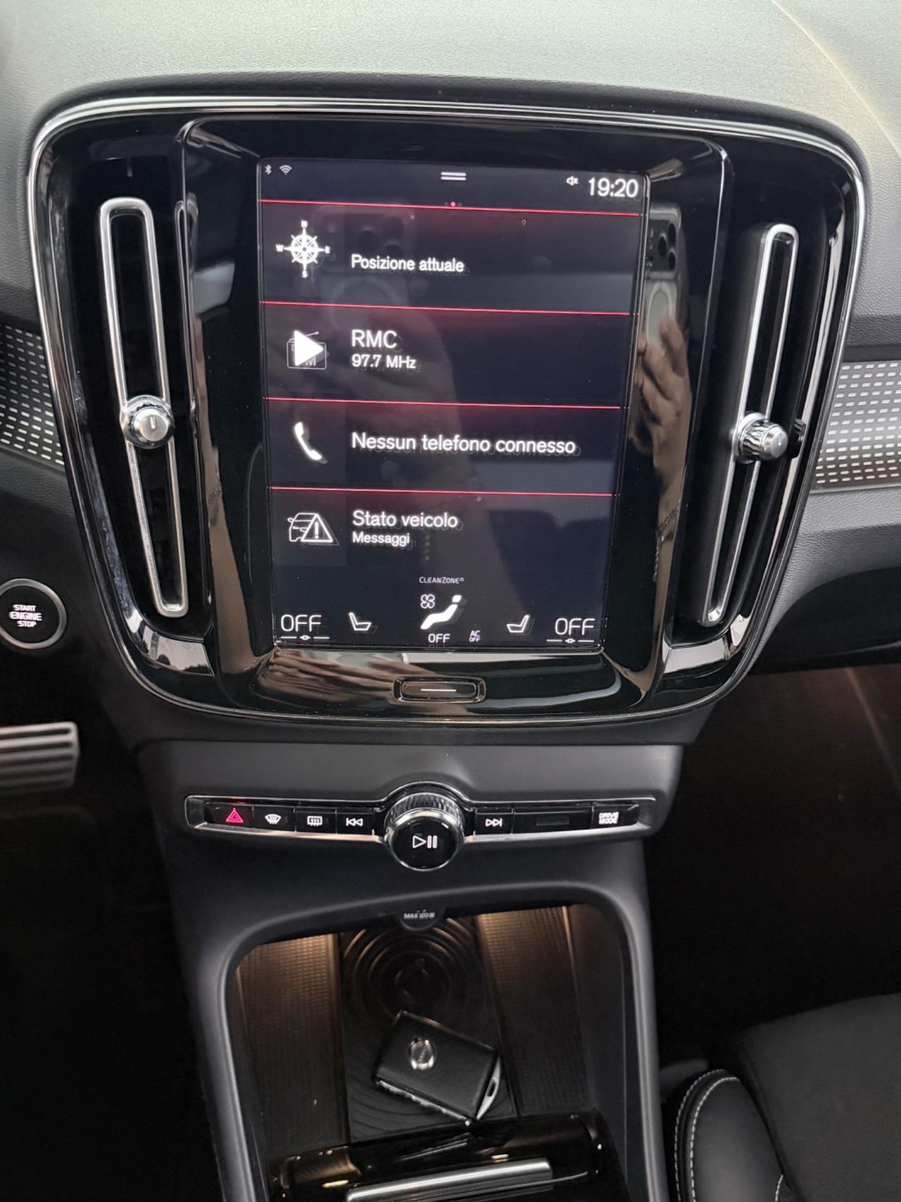 Volvo XC40 D4 AWD Geartronic R-design