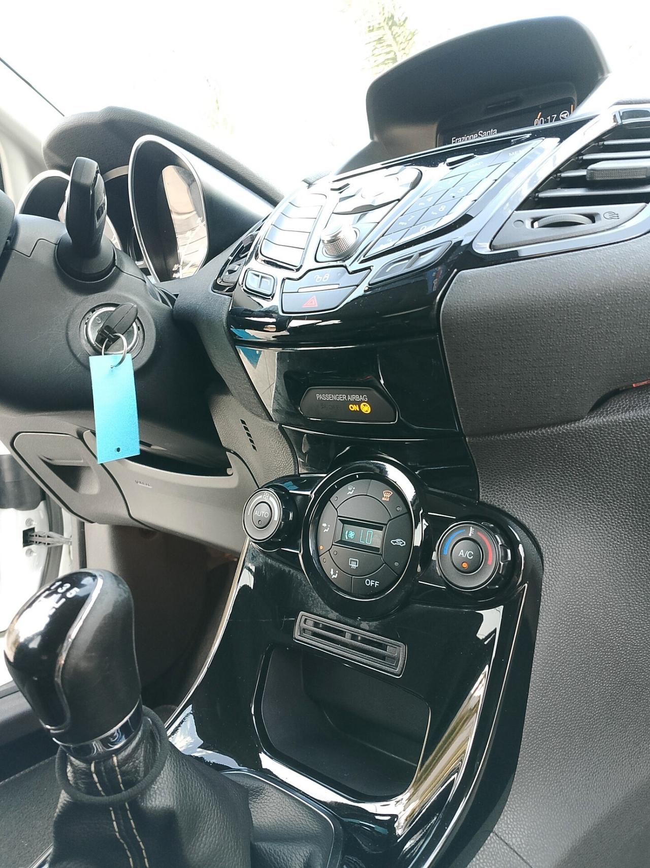 Ford Fiesta 1.5 TDCi 75CV 5 porte